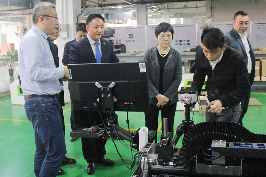 中國輕工業(yè)聯(lián)合會,何燁女士,大族粵銘激光集團