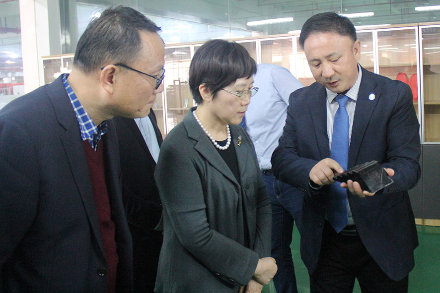 中國輕工業(yè)聯(lián)合會,何燁女士,大族粵銘激光集團