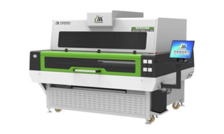 騎行服激光切割，讓您的出行安全舒適