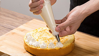 裱花嘴激光焊接,無(wú)縫激光焊接裱花嘴