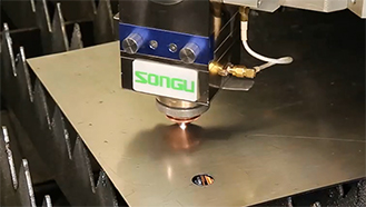 怎么評(píng)判金屬板材光纖激光切割機(jī)哪家好？看轉(zhuǎn)讓價(jià)！