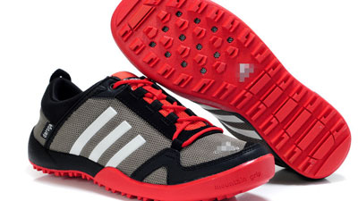 運動鞋幫面切割