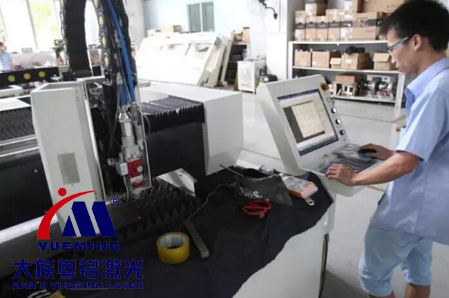 在東莞，螺絲釘擰得好，年薪也有10萬！不信你看→