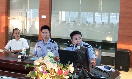 松山湖公安分局民警針對扒竊、盜搶、招工詐騙、電信詐騙等案件進行&ldquo;以案說防&rdquo;