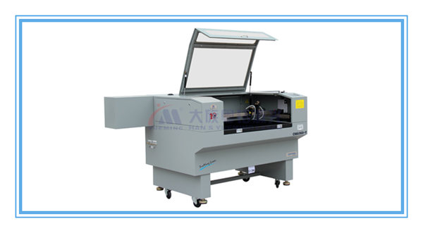 塑料自動切割機(jī)