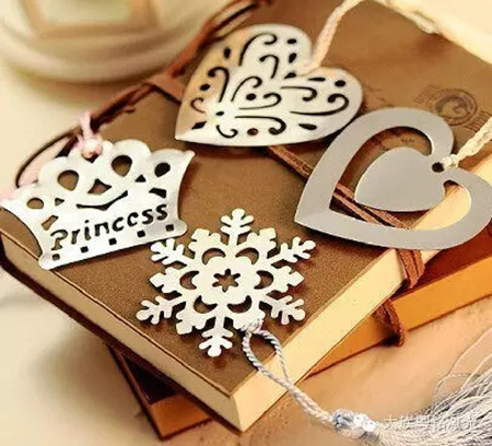 圣誕節(jié)快樂-大族粵銘激光