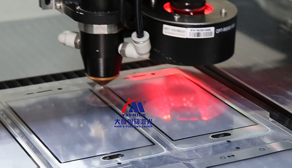 激光切割設(shè)備原理