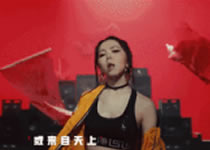 《中國(guó)新說(shuō)唱》強(qiáng)勢(shì)開(kāi)播，激光版嘻哈潮品娓娓道來(lái)