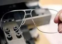 眼鏡激光切割機(jī)，比你更關(guān)愛(ài)你的眼睛。