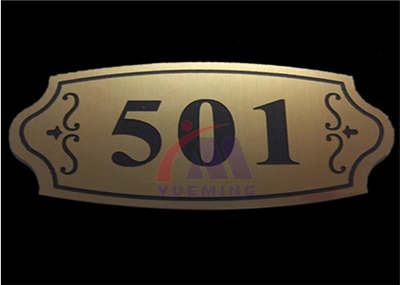 <a href=http://m.wxol.cc/chanpin/75.html target=_blank class=infotextkey>雙色板雕刻</a>.png