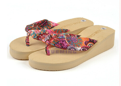 攝像<a href=http://m.wxol.cc target=_blank class=infotextkey>激光切割機</a>01.png