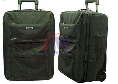 布料皮革<a href=http://m.wxol.cc target=_blank class=infotextkey>激光切割機</a>2.jpg